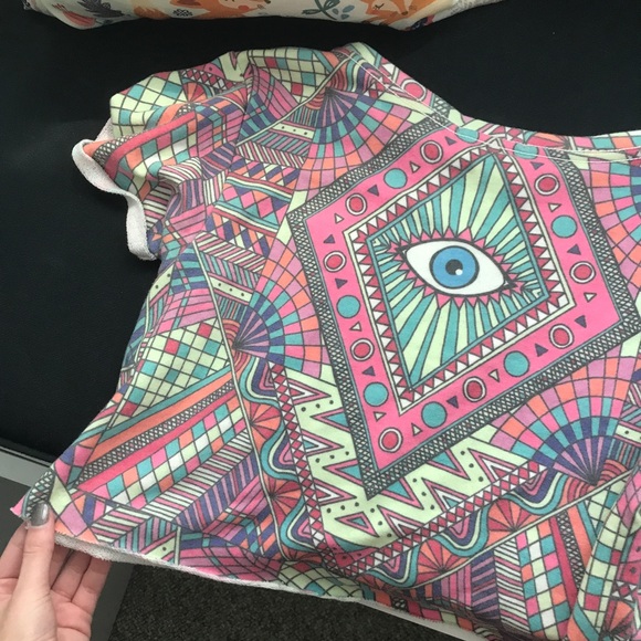 Trippy Eye Wildfox Crop Top - Picture 3 of 4